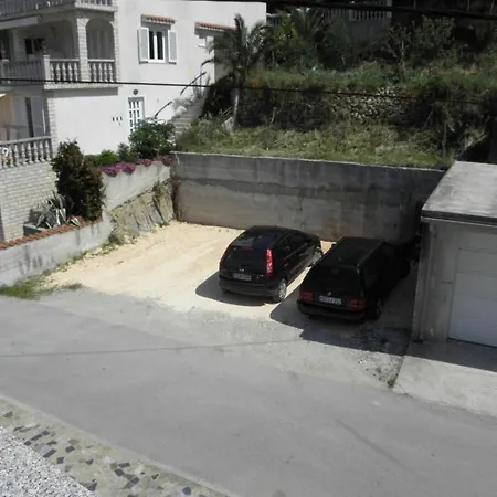 In With Sea View, Terrace, Washing Machine 593-4 Appartamento Lopar