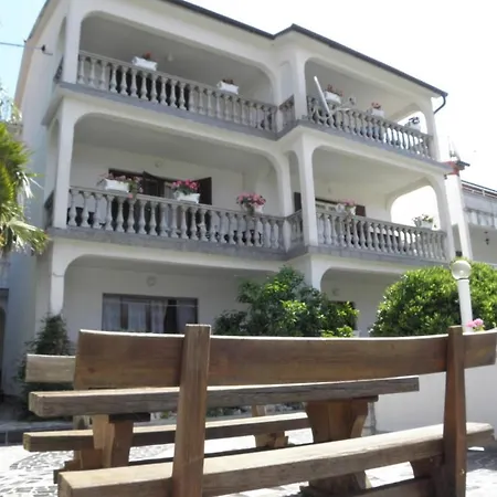 Appartamento In With Sea View, Terrace, Washing Machine 593-4